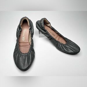 Matt Bernson S+C :: Gray Ballet Flats :: size 6 (US)